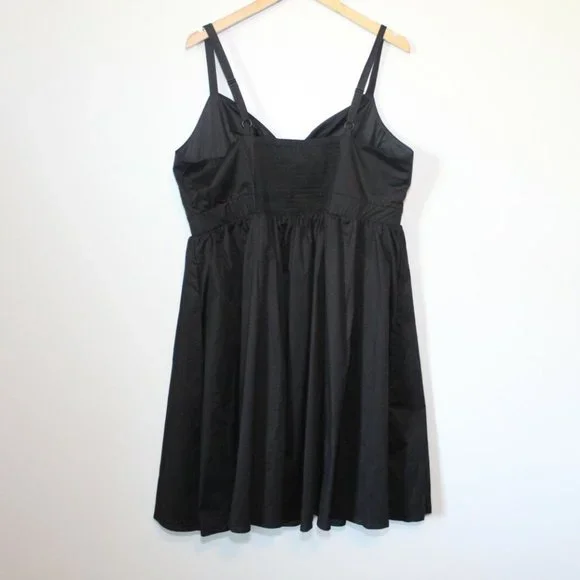 NWT Torrid Poplin Tie Front Skater Dress Smocked Black Plus Size 1 1X H12802 - Picture 8 of 12